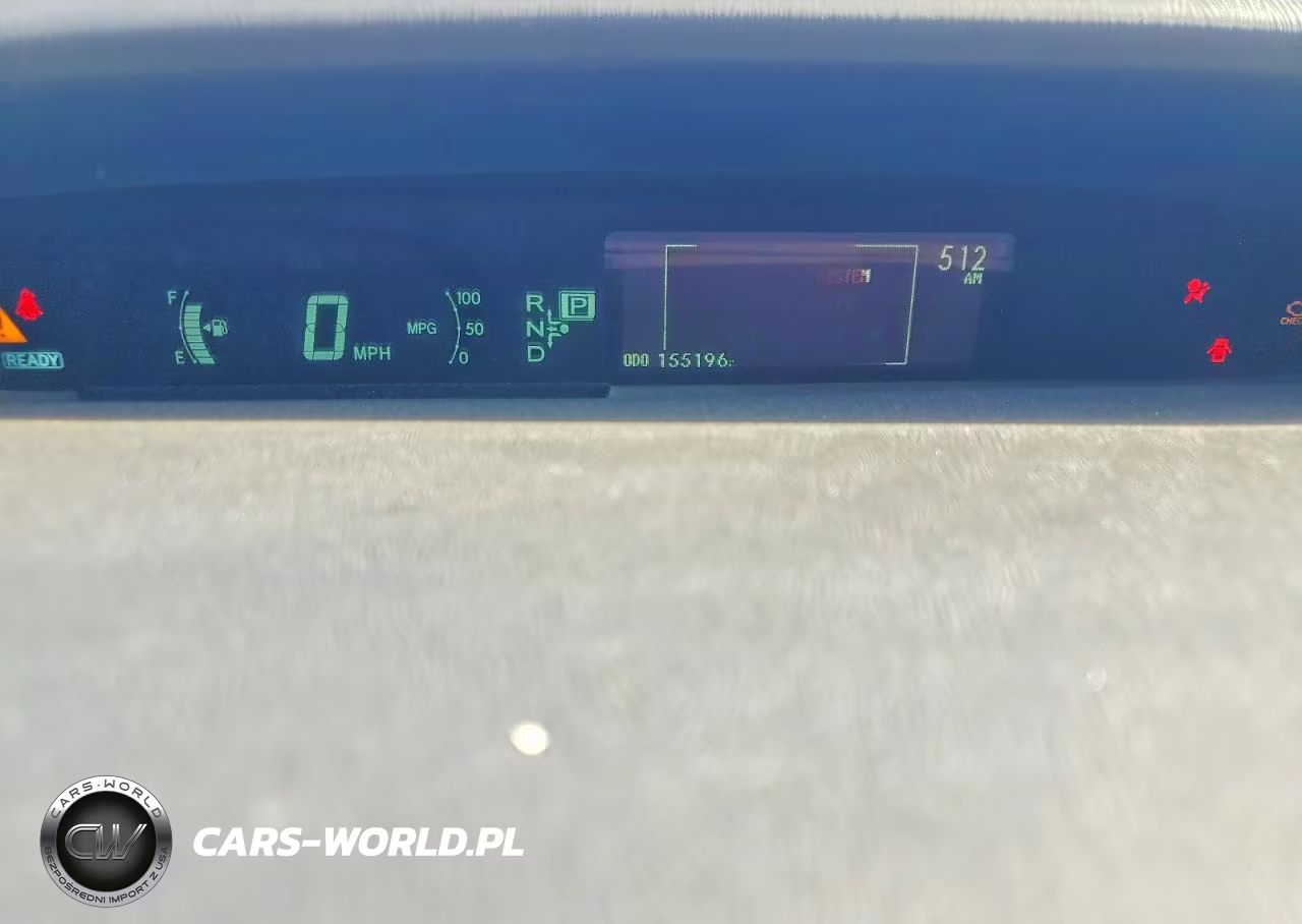 2015 Toyota Prius Two VIN:JTDKN3DUXF1977819 - 9