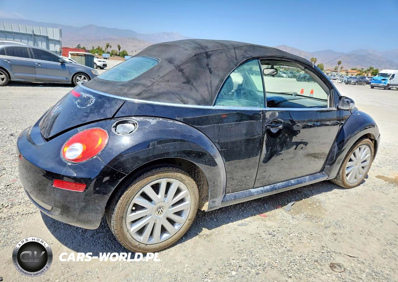 2008 Volkswagen New Beetle Convertible Se VIN:3VWRG31YX8M411324 - 3