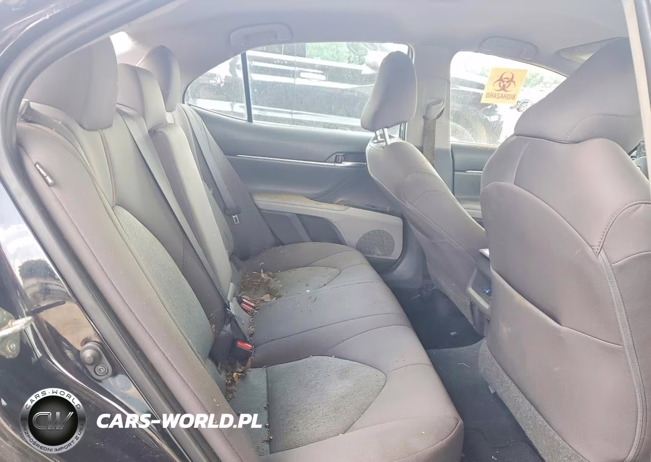 2019 Toyota Camry Le VIN:4T1B11HK8KU816494 - 10