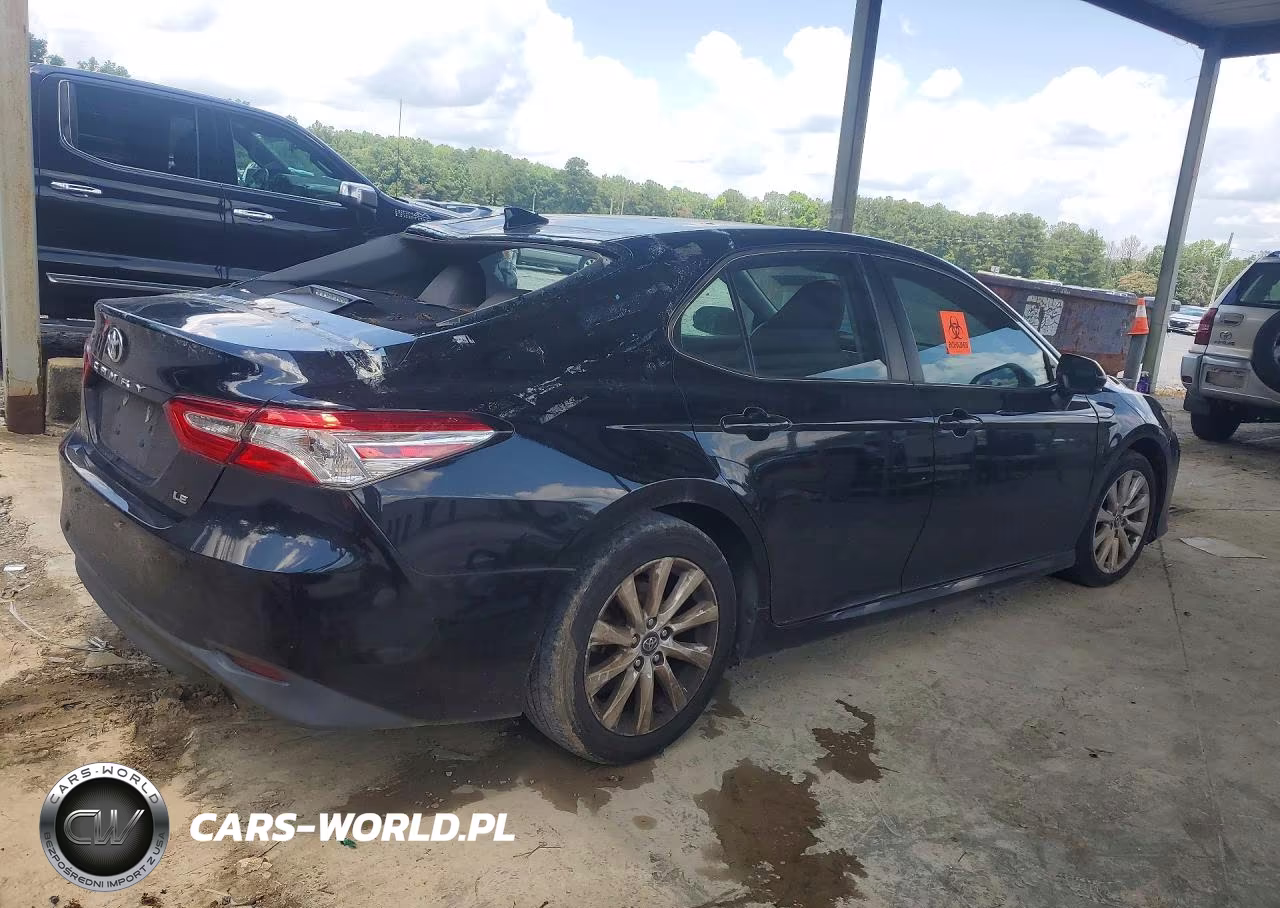 2019 Toyota Camry Le VIN:4T1B11HK8KU816494 - 3