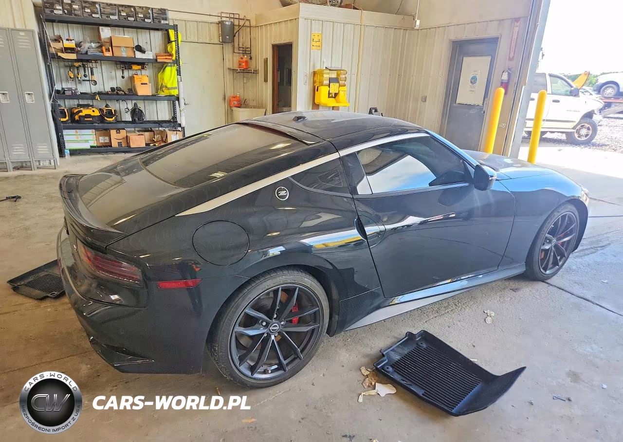 2024 Nissan Z Performance VIN:JN1BZ4BH3RM364317 - 3