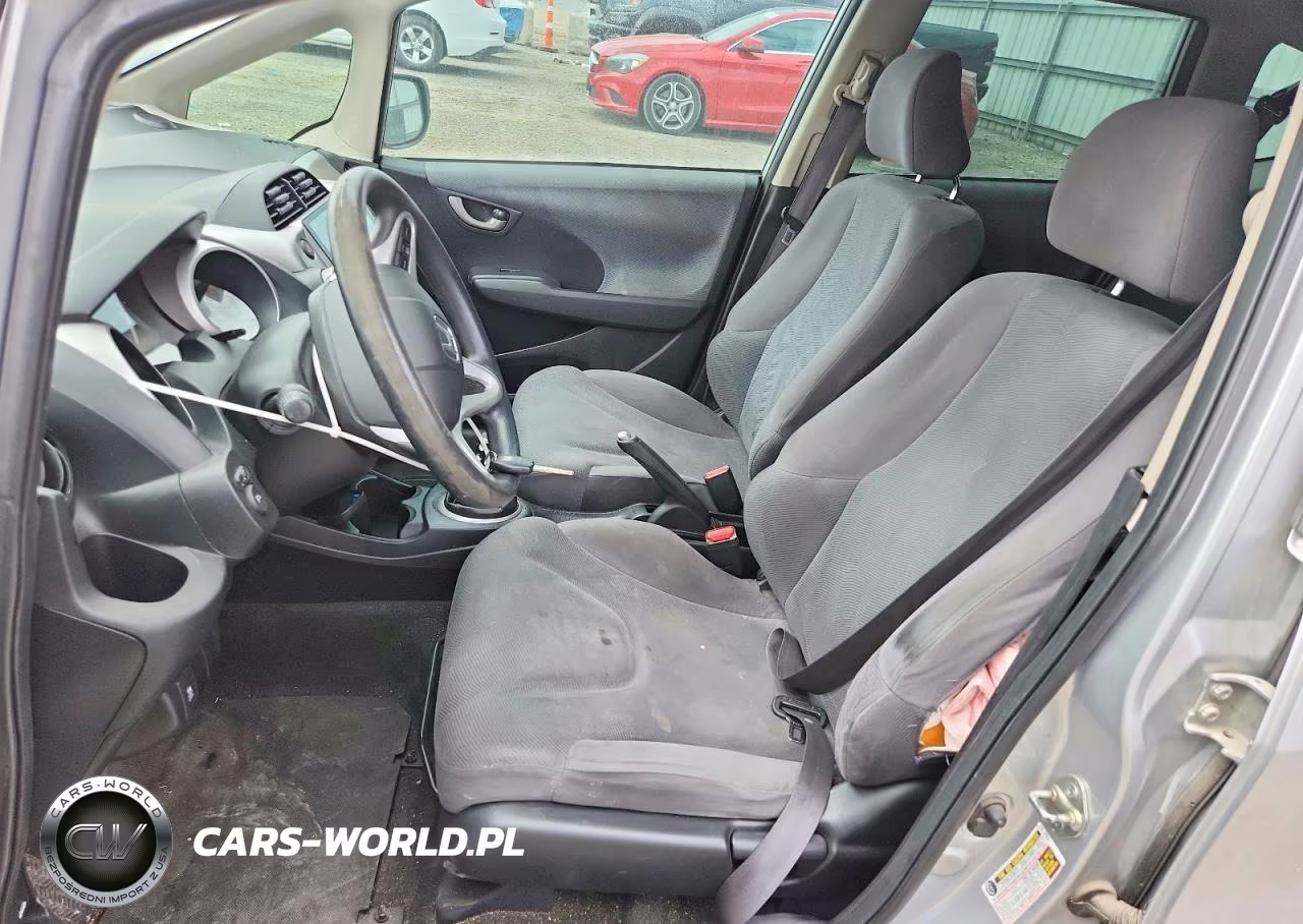 2013 Honda Fit VIN:JHMGE8G3XDC029362 - 7