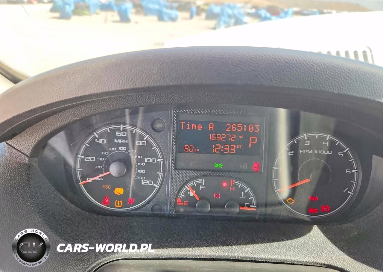 2018 Ram Promaster 1500 Delivery Van VIN:3C6TRVAG3JE103361 - 9
