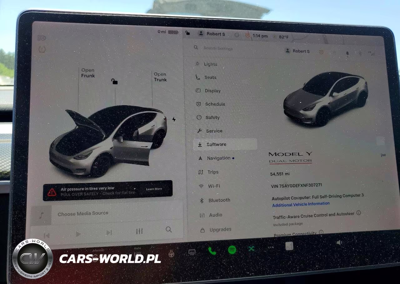 2022 Tesla Model Y VIN:7SAYGDEFXNF307271 - 9