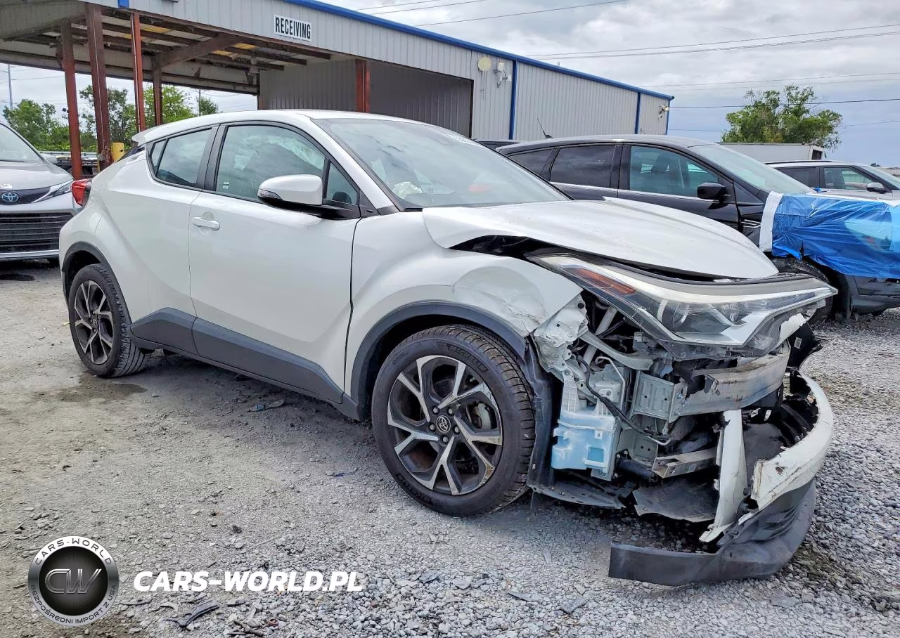 2018 Toyota C-Hr Xle VIN:NMTKHMBX0JR048596 - 4