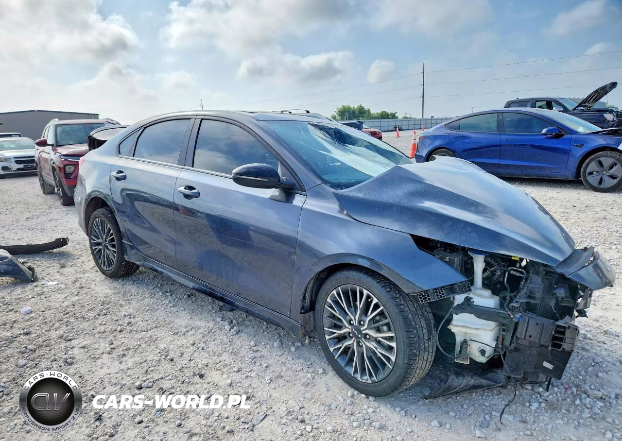 2024 Kia Forte Gt Line VIN:3KPF54ADXRE835113 - 4