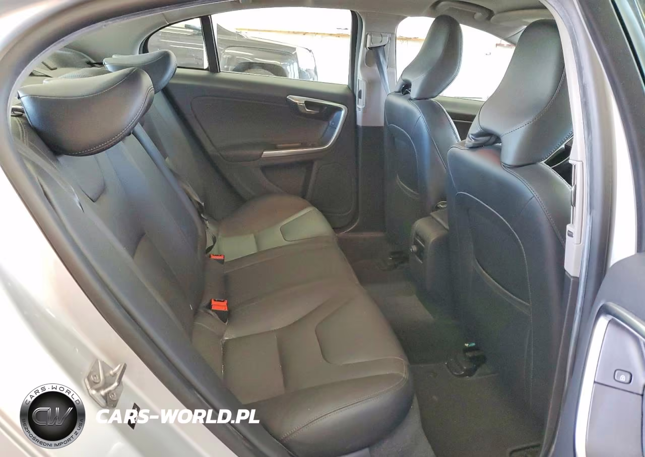 2015 Volvo S60 Premier VIN:YV1612TK8F2332243 - 10