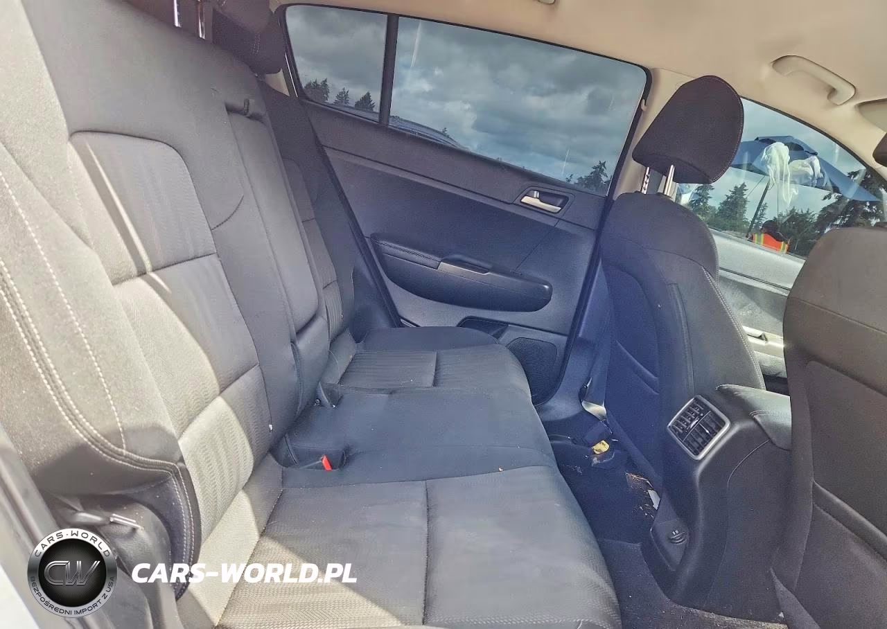 2019 Kia Sportage Lx VIN:KNDPM3AC5K7563942 - 11