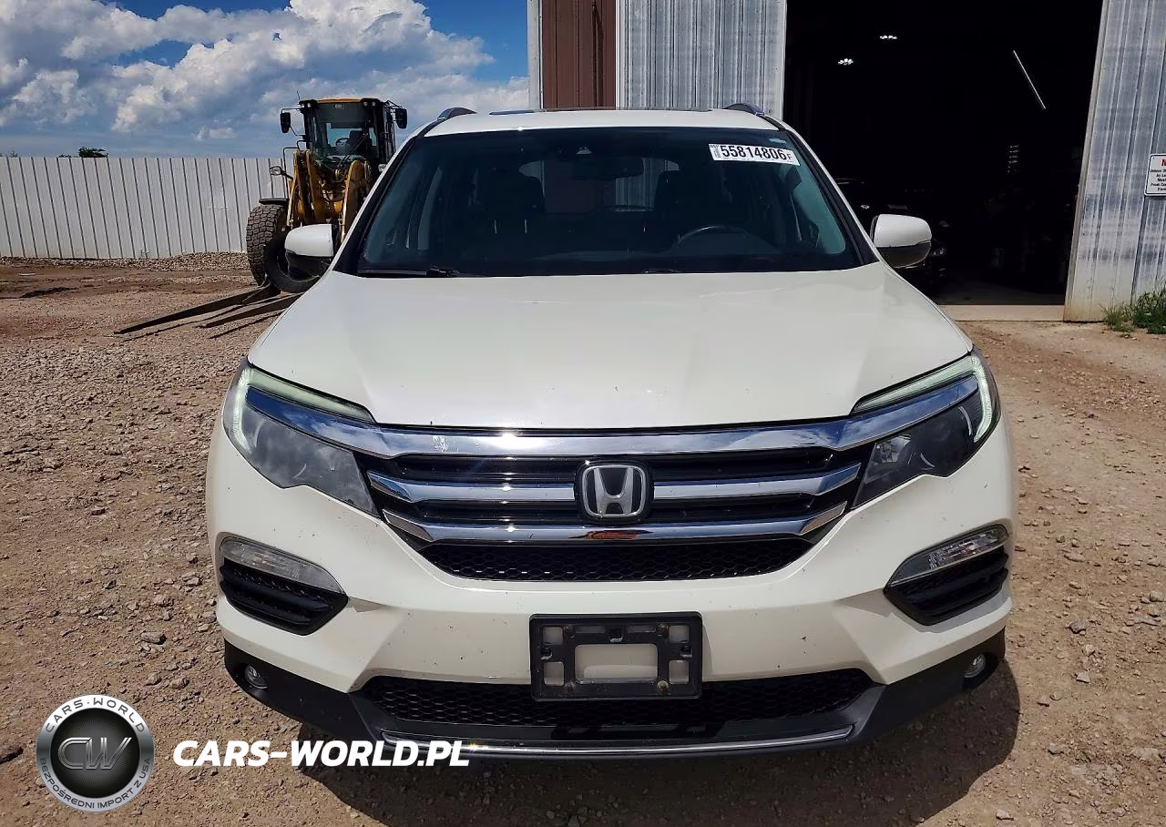 2017 Honda Pilot Touring VIN:5FNYF6H91HB083149 - 5