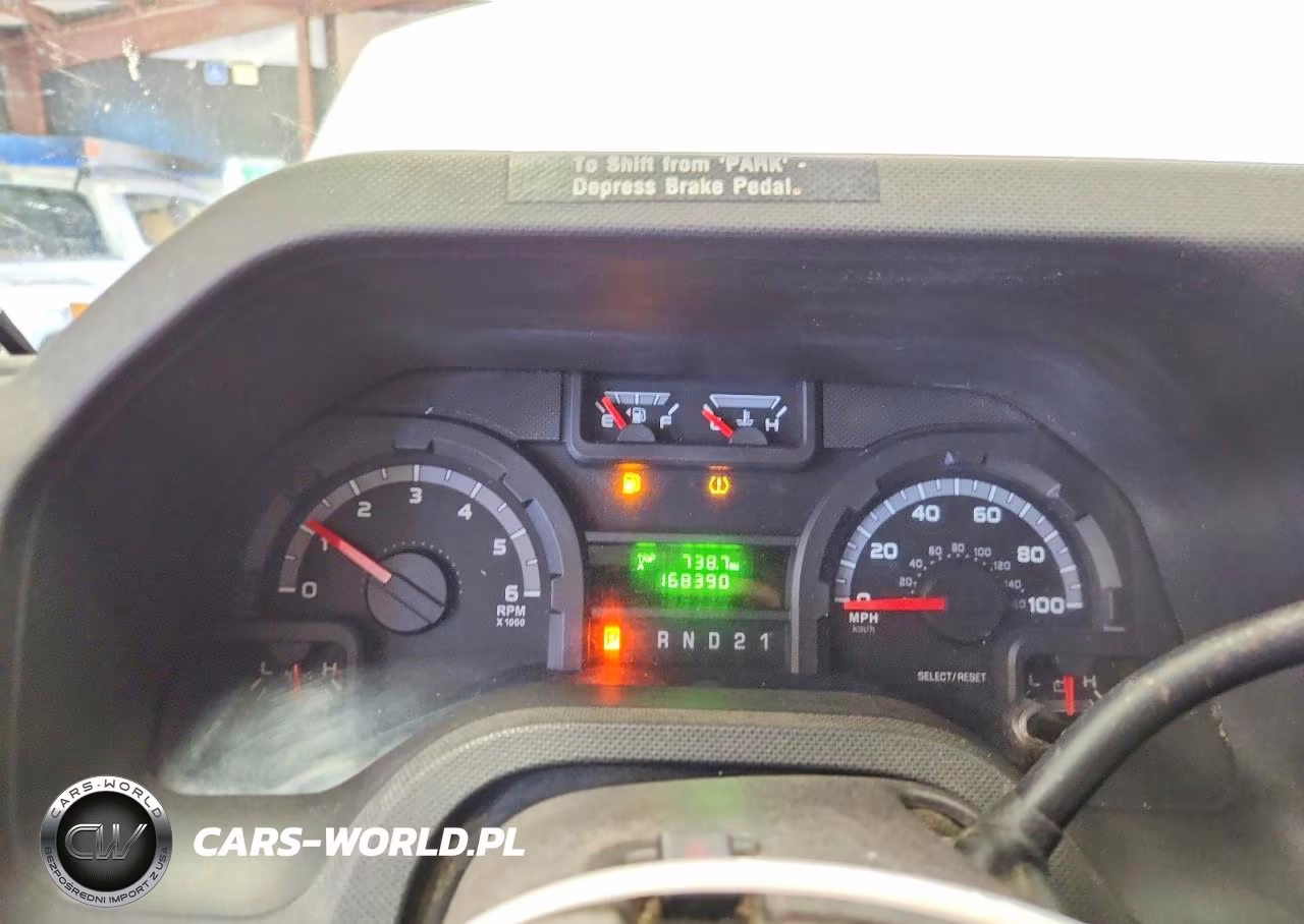 2009 Ford Econoline E250 Van VIN:1FTNE24W89DA32248 - 9