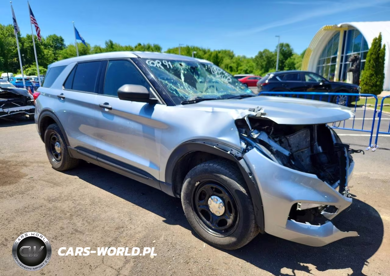 2023 Ford Explorer Police Interceptor VIN:1FM5K8ABXPGA20669 - 4