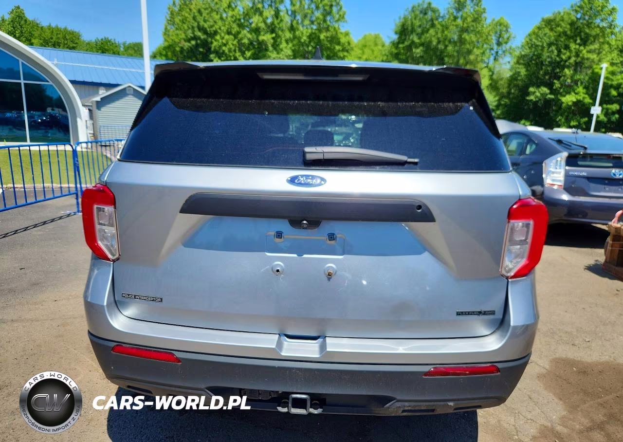 2023 Ford Explorer Police Interceptor VIN:1FM5K8ABXPGA20669 - 6
