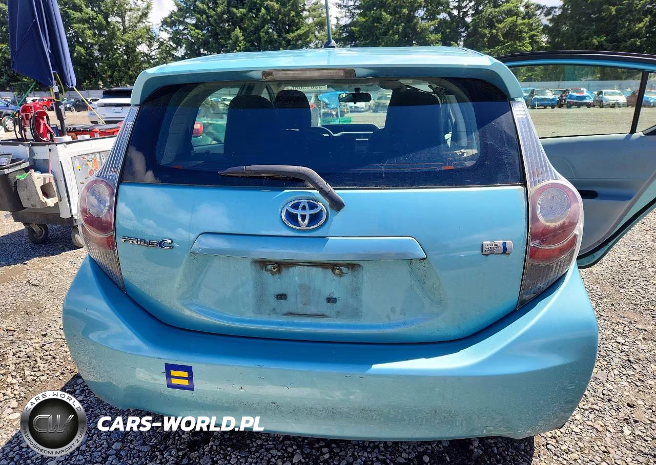 2012 Toyota Prius C Two VIN:JTDKDTB34C1030249 - 6