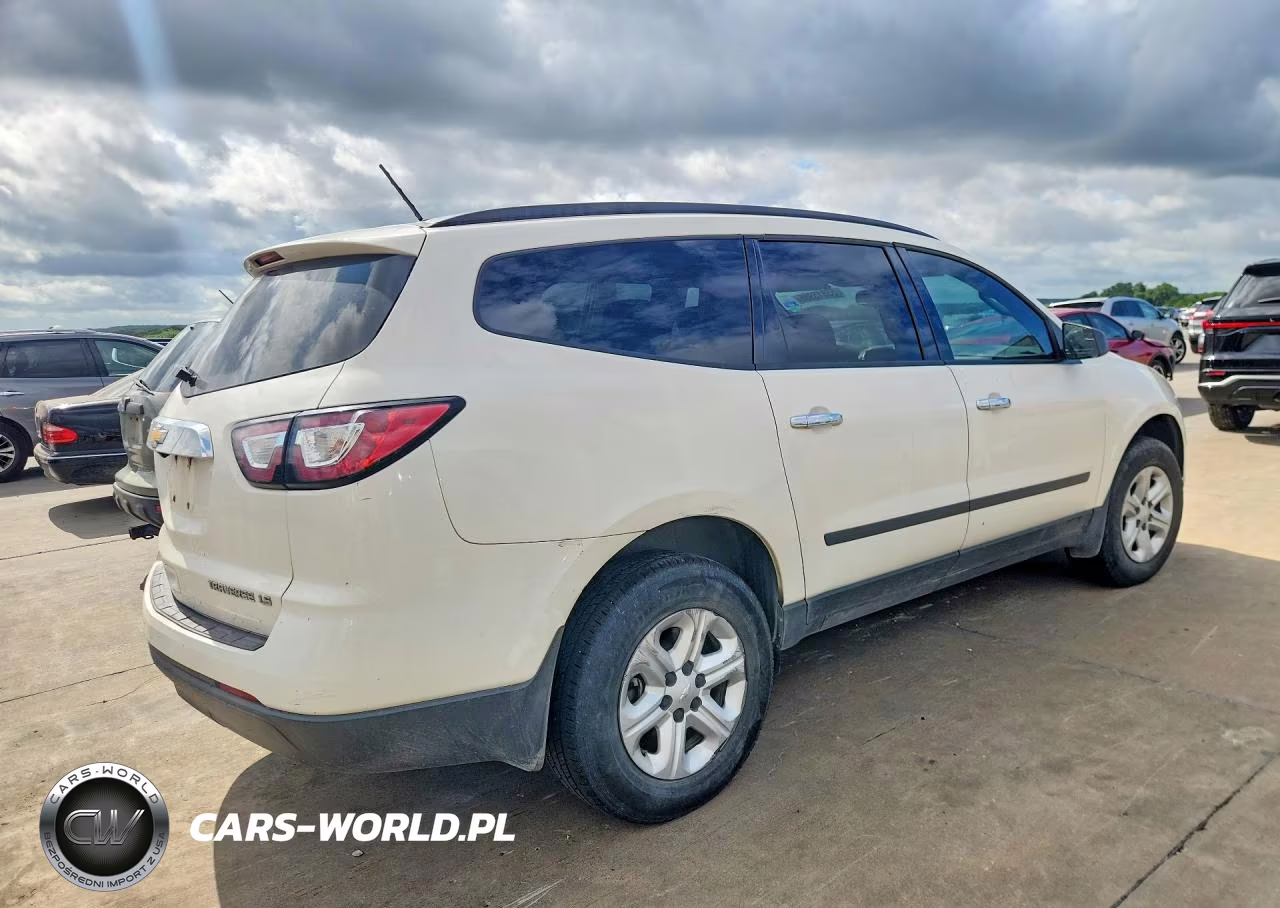 2014 Chevrolet Traverse Ls VIN:1GNKRFED1EJ252541 - 3