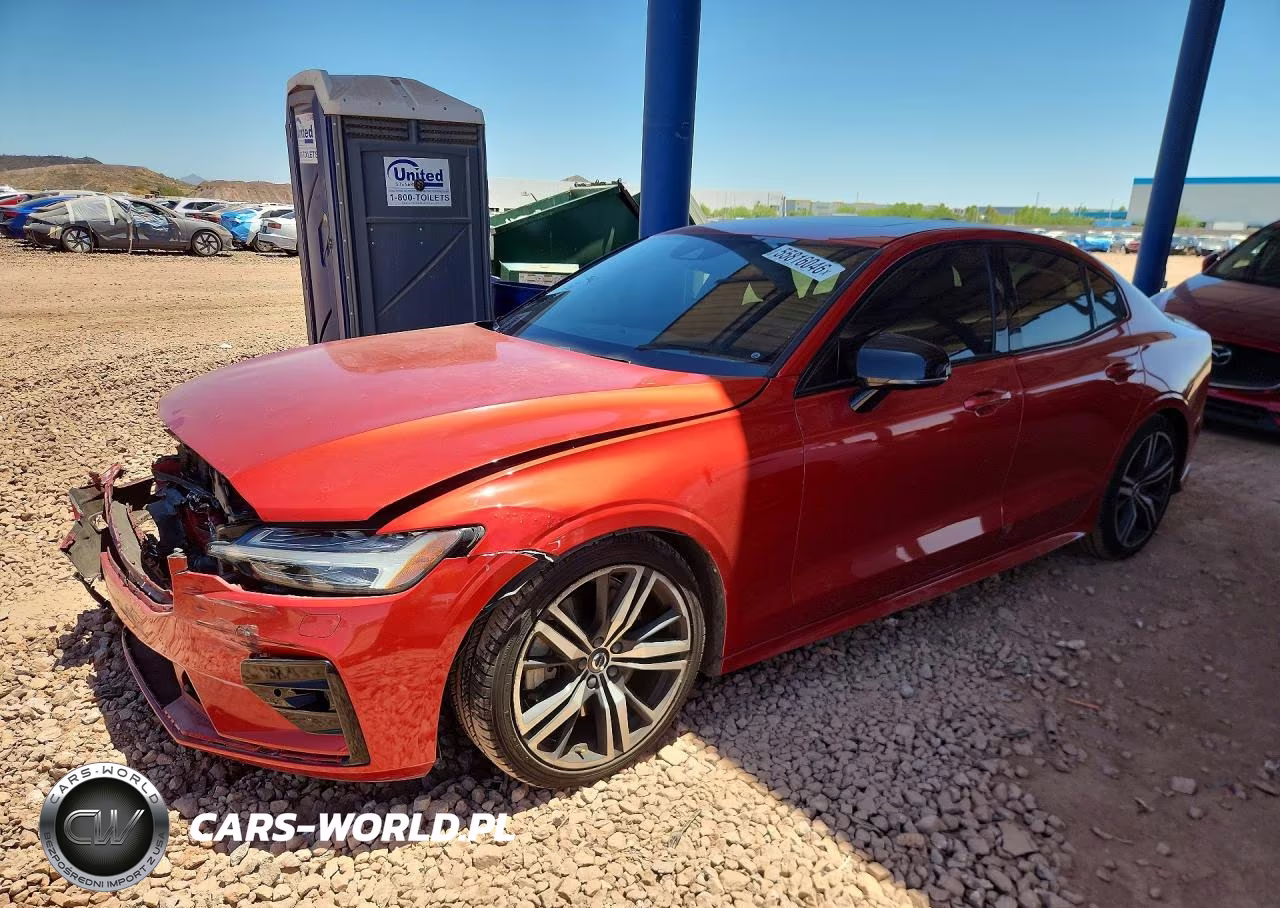 2019 Volvo S60 T6 R-Design