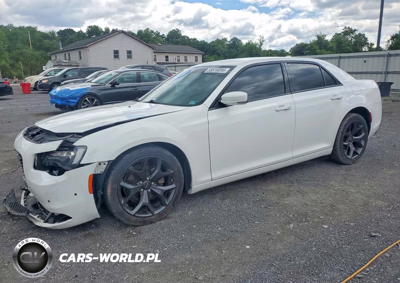 2021 Chrysler 300 S – zdjęcie 1 z 12