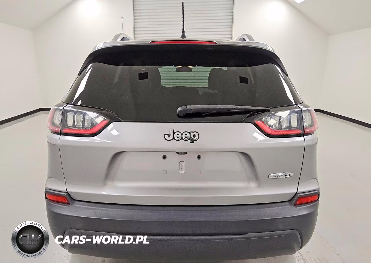 2019 Jeep Cherokee Latitude Plus VIN:1C4PJLLB8KD184206 - 6