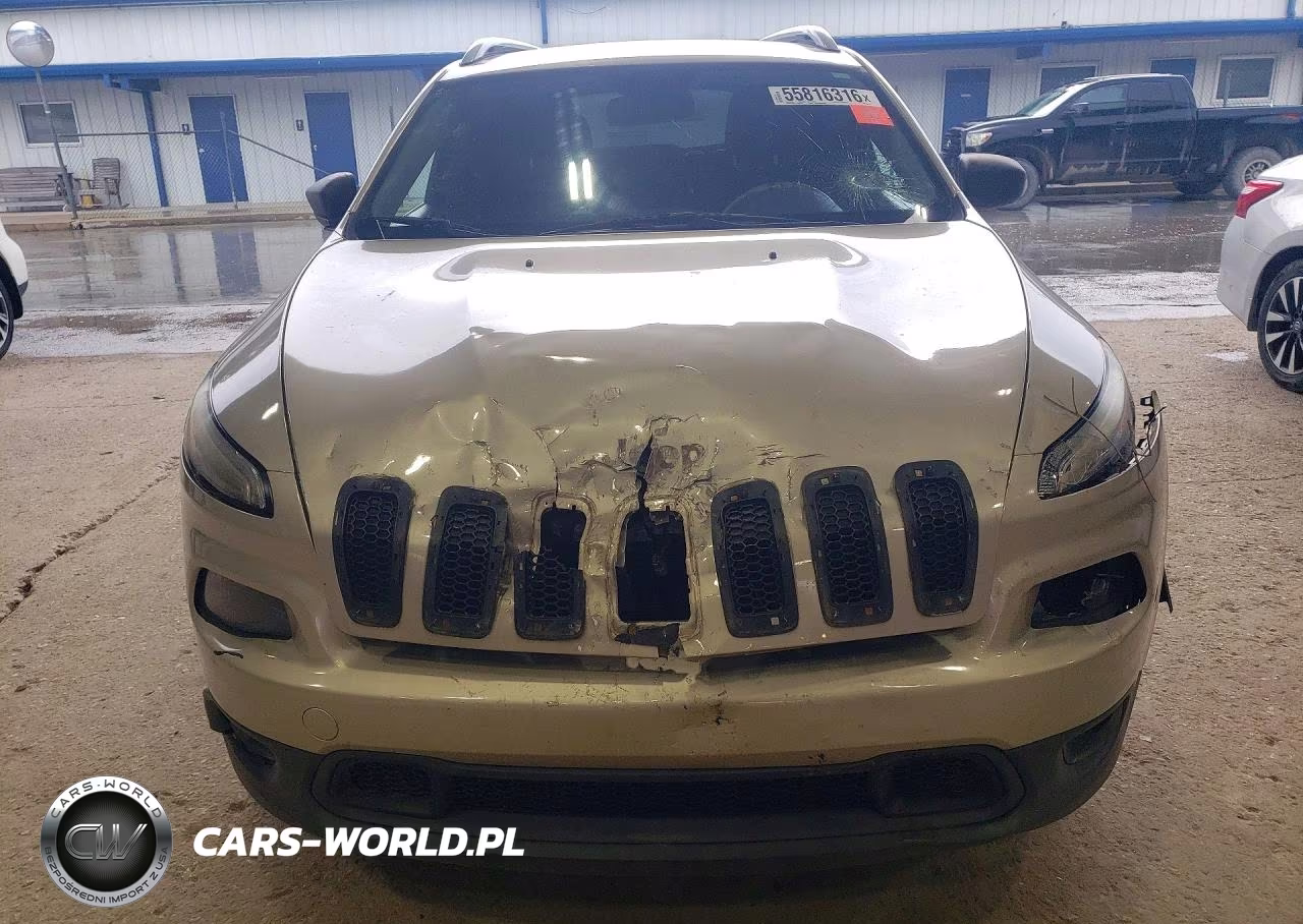 2014 Jeep Cherokee Latitude VIN:1C4PJLCB5EW305427 - 5