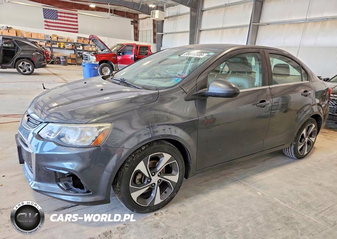 2017 Chevrolet Sonic Premier – zdjęcie 1 z 12