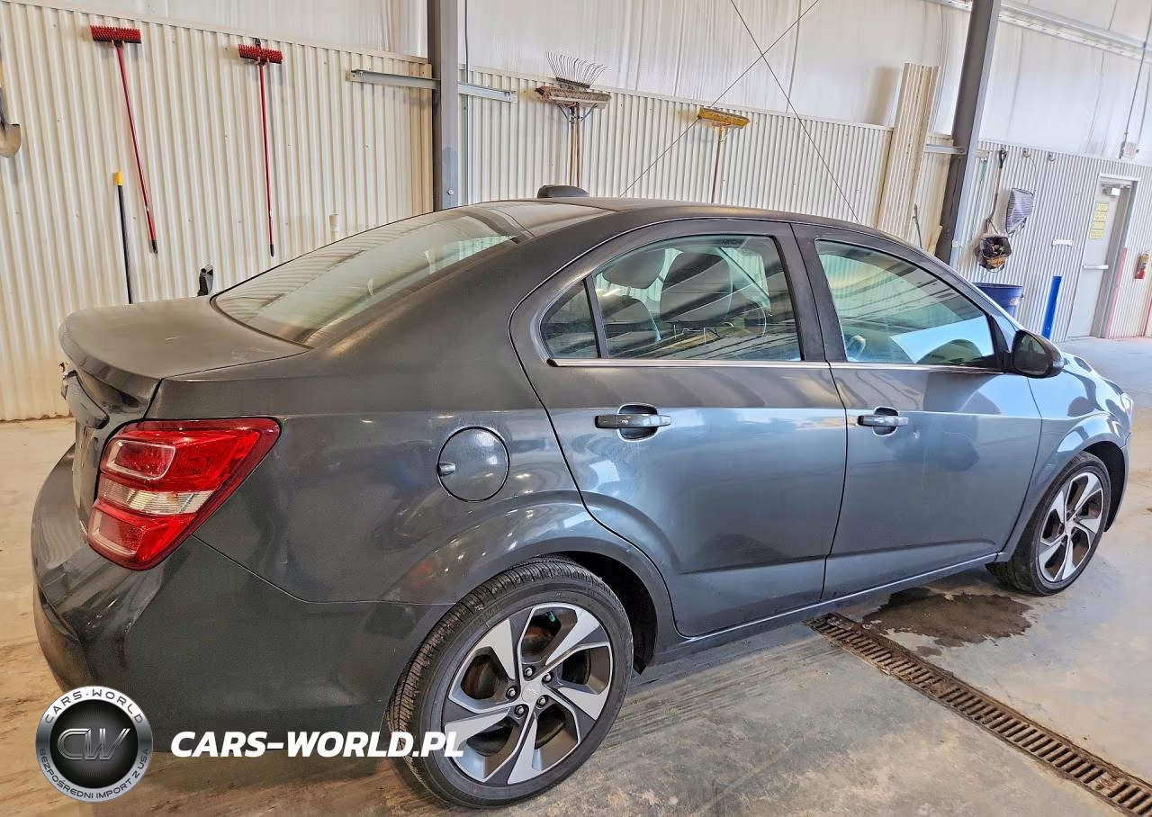 2017 Chevrolet Sonic Premier VIN:1G1JF5SB0H4112955 - 3