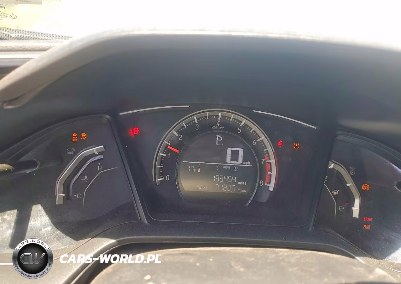 2017 Honda Civic Lx VIN:2HGFC2F59HH548670 - 9