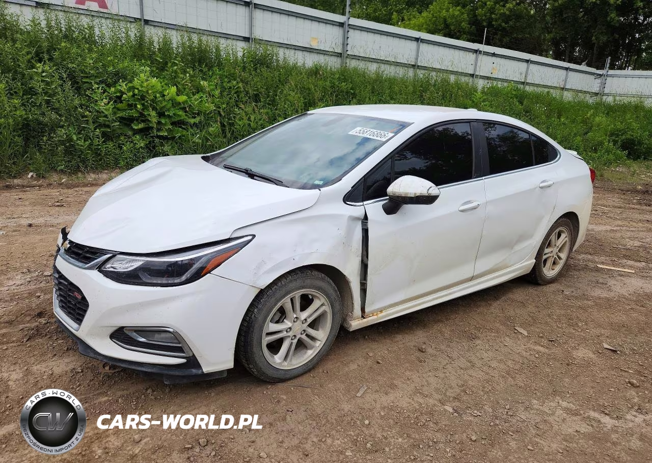 2017 Chevrolet Cruze Lt – zdjęcie 1 z 12