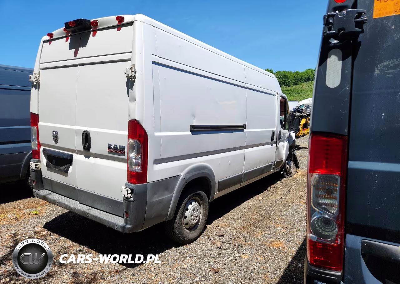 2018 Ram Promaster 2500 2500 High VIN:3C6TRVDG0JE154926 - 3
