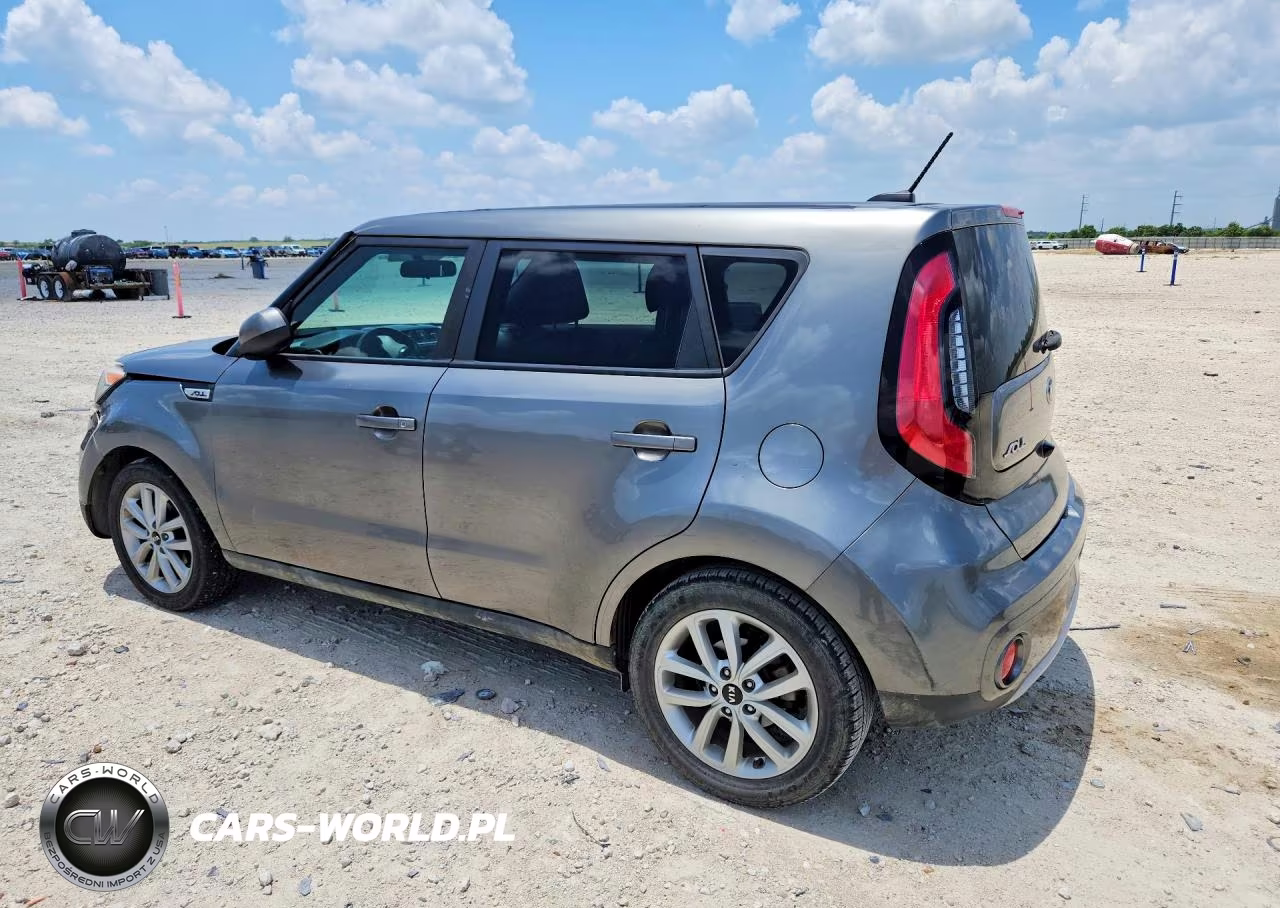 2019 Kia Soul + VIN:KNDJP3A54K7665733 - 2