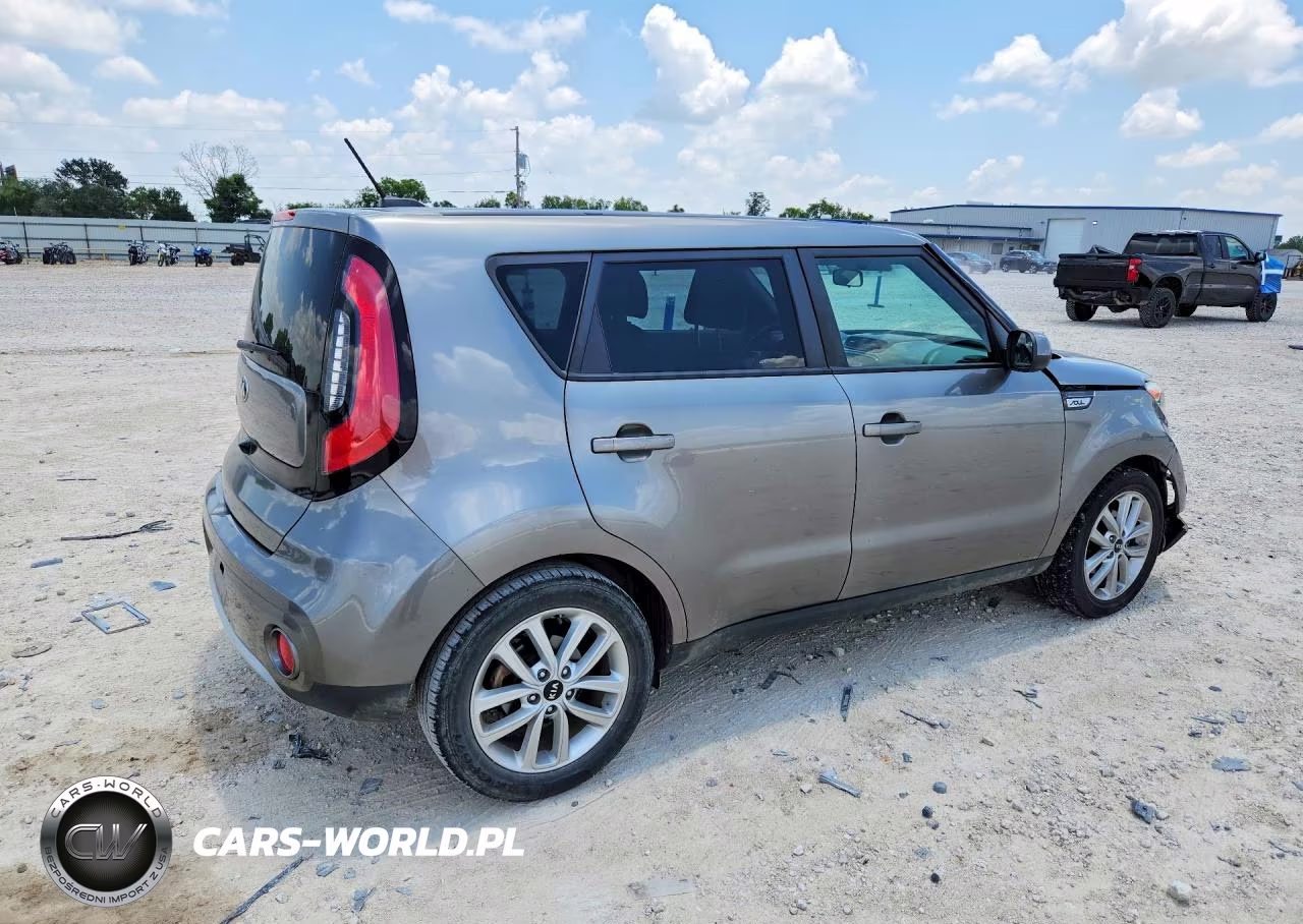 2019 Kia Soul + VIN:KNDJP3A54K7665733 - 3