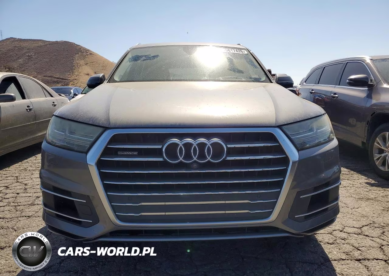 2017 Audi Q7 Prestige VIN:WA1VAAF76HD007837 - 5