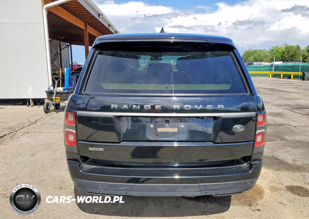 2018 Land Rover Range Rover VIN:SALGR2RV9JA383844 - 6