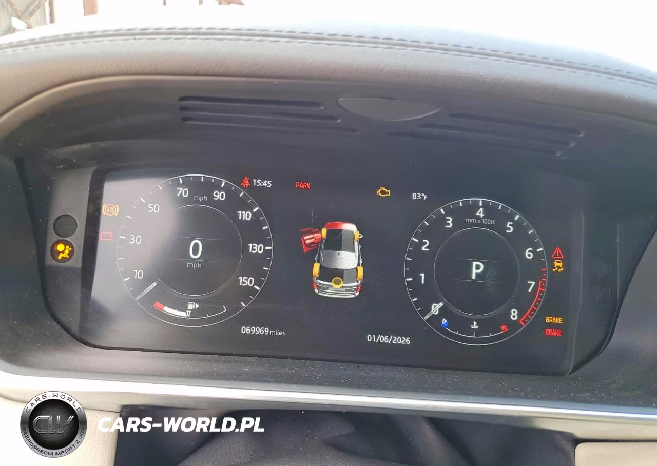 2018 Land Rover Range Rover VIN:SALGR2RV9JA383844 - 9