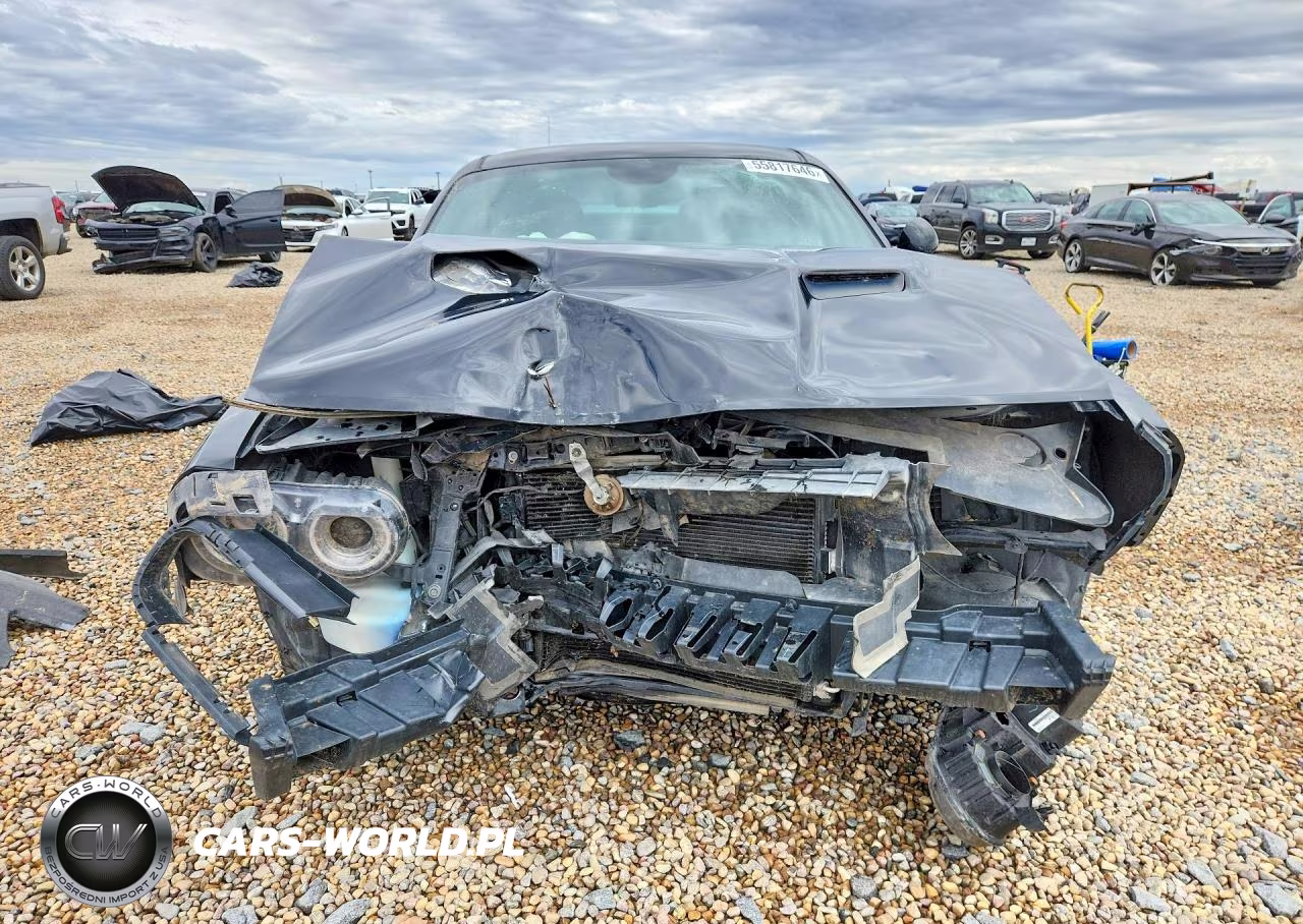 2018 Dodge Challenger Gt VIN:2C3CDZGG6JH138877 - 5