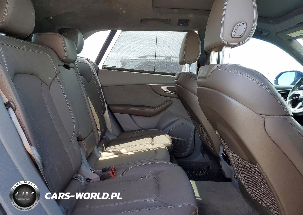 2019 Audi Q8 Prestige S-Line VIN:WA1FVAF14KD034112 - 11