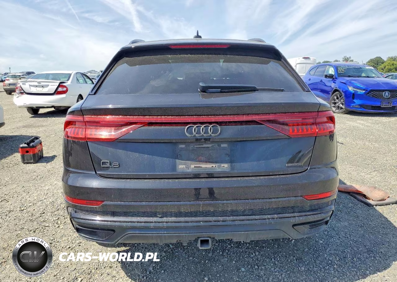 2019 Audi Q8 Prestige S-Line VIN:WA1FVAF14KD034112 - 6