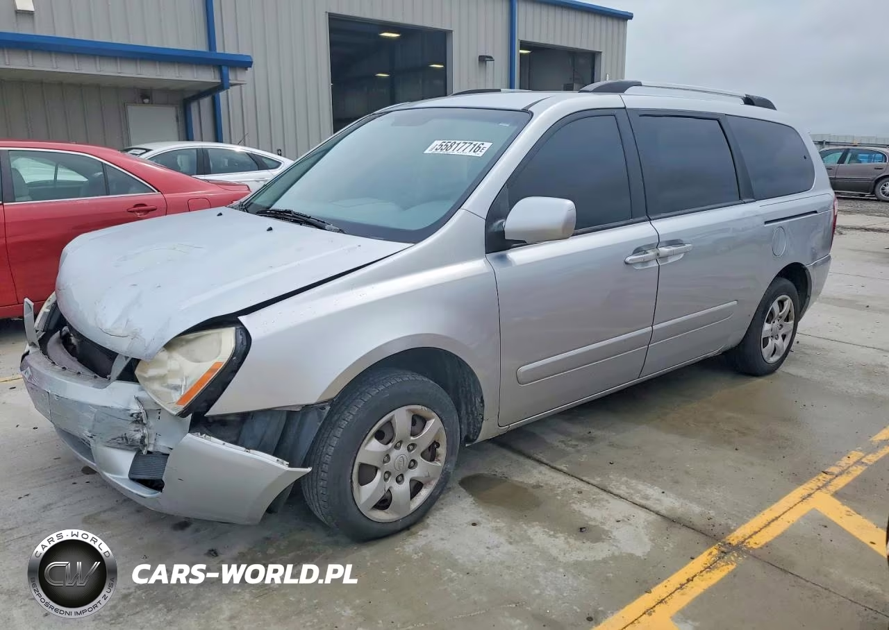 2010 Kia Sedona Lx