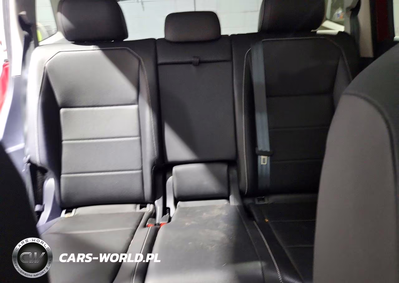 2021 Volkswagen Tiguan Se VIN:3VV2B7AX2MM040432 - 10