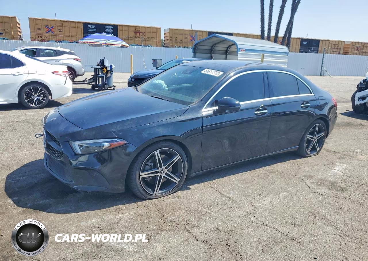 2019 Mercedes-Benz A 220