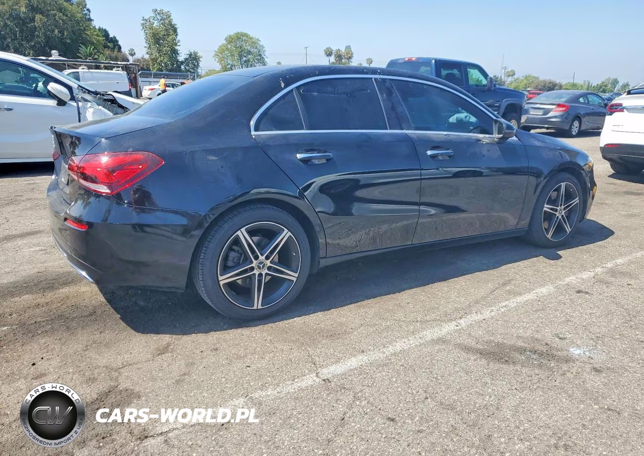 2019 Mercedes-Benz A 220 VIN:WDD3G4EBXKW017243 - 3