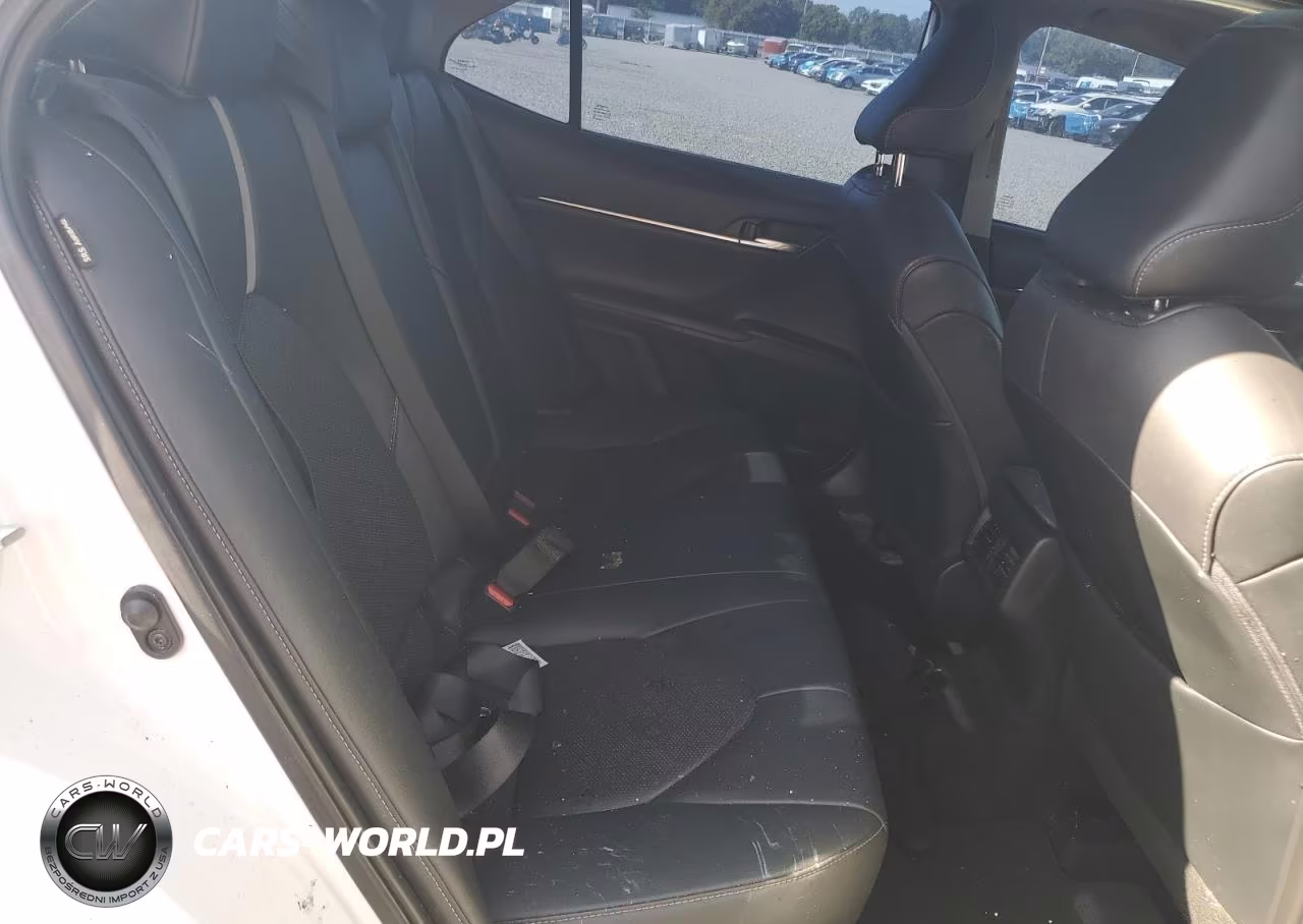 2021 Toyota Camry Xse VIN:4T1K61AK0MU567753 - 10