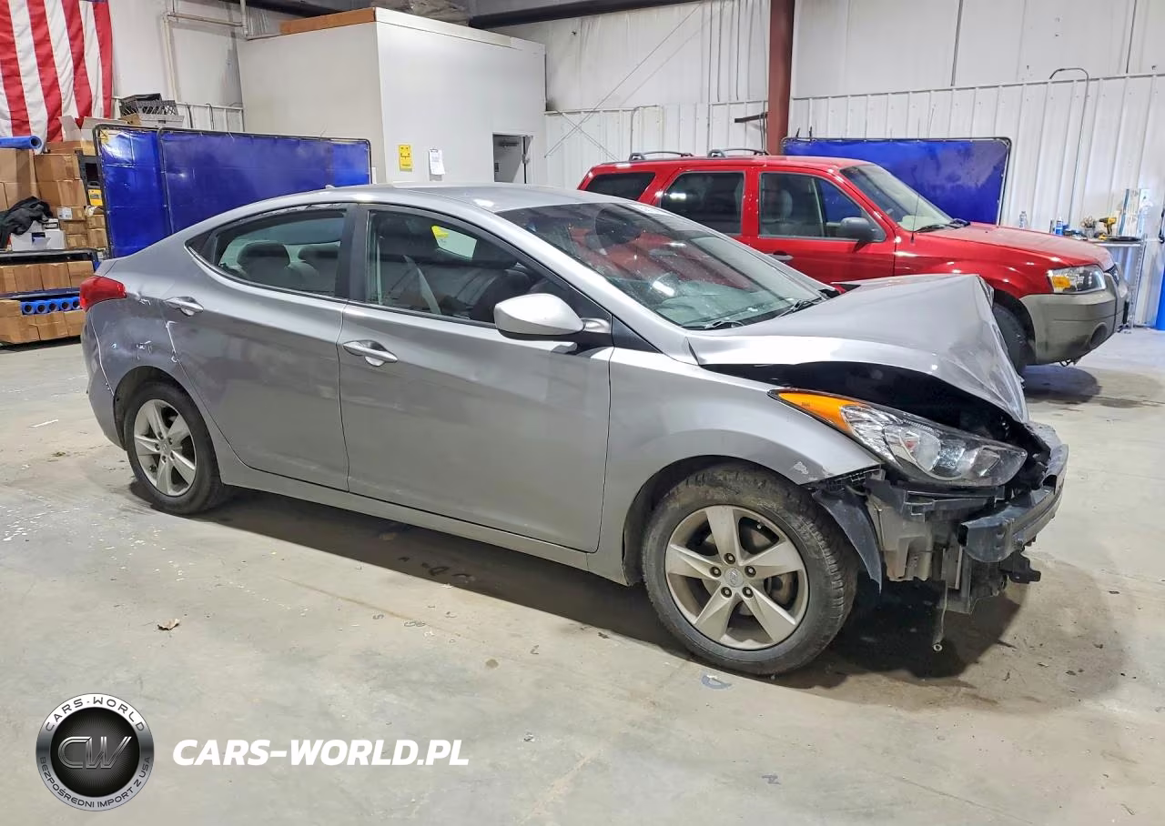 2013 Hyundai Elantra Gls VIN:KMHDH4AE9DU911241 - 4