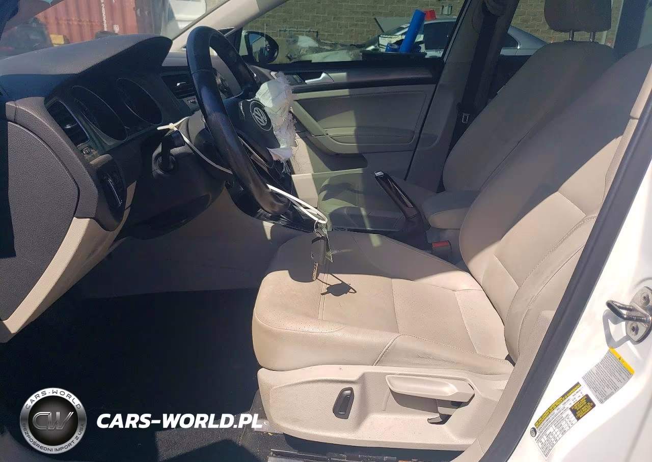 2015 Volkswagen Golf VIN:3VW217AU8FM008110 - 7