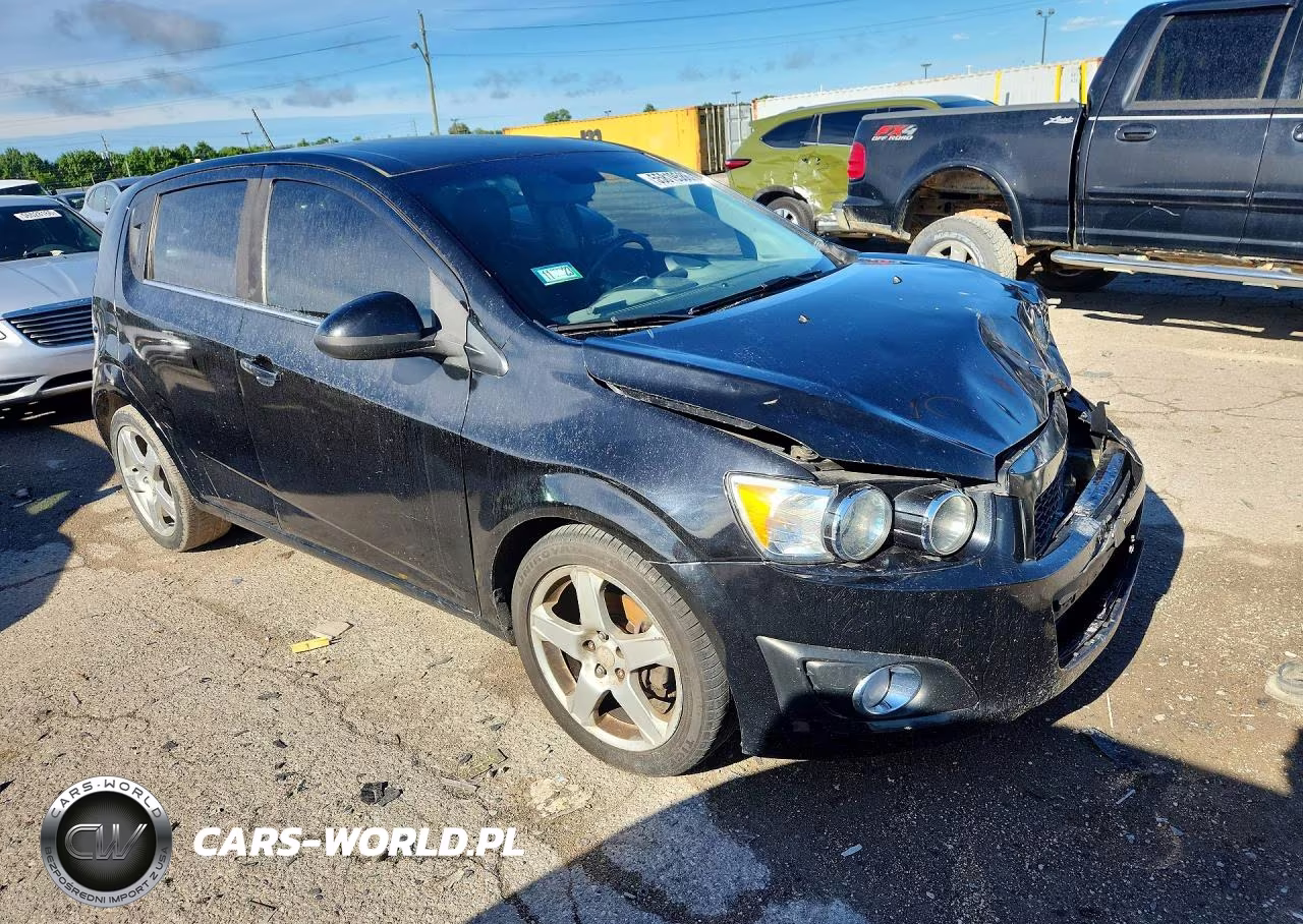 2016 Chevrolet Sonic Ltz VIN:1G1JE6SB1G4139203 - 4