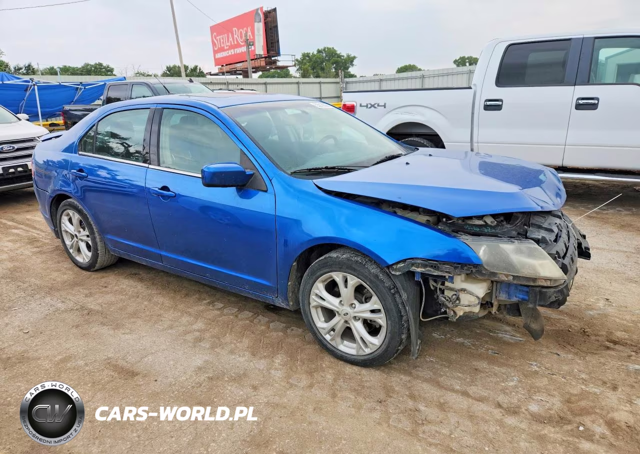 2012 Ford Fusion Se VIN:3FAHP0HA1CR413714 - 4