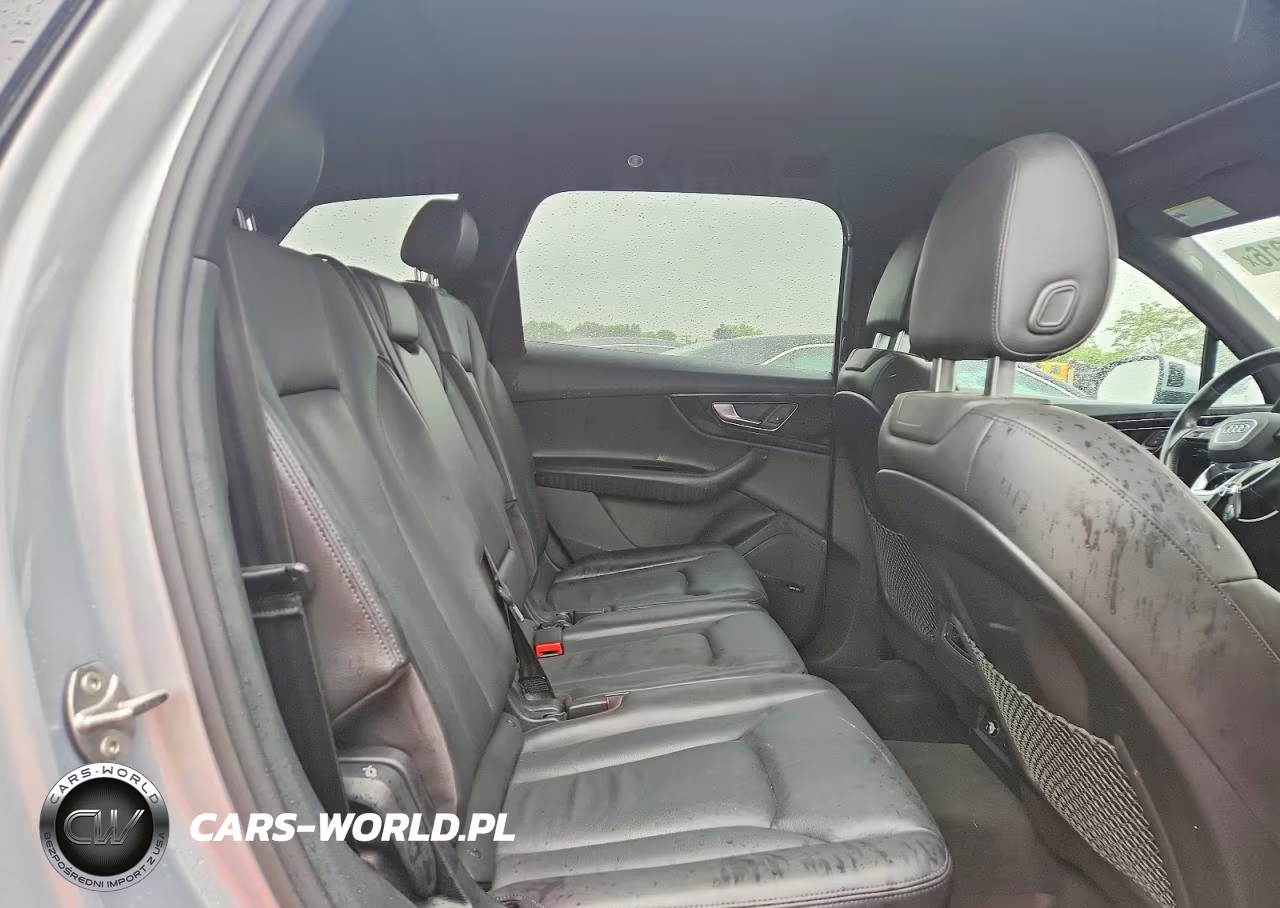 2019 Audi Q7 Premium Plus VIN:WA1LAAF77KD035046 - 11