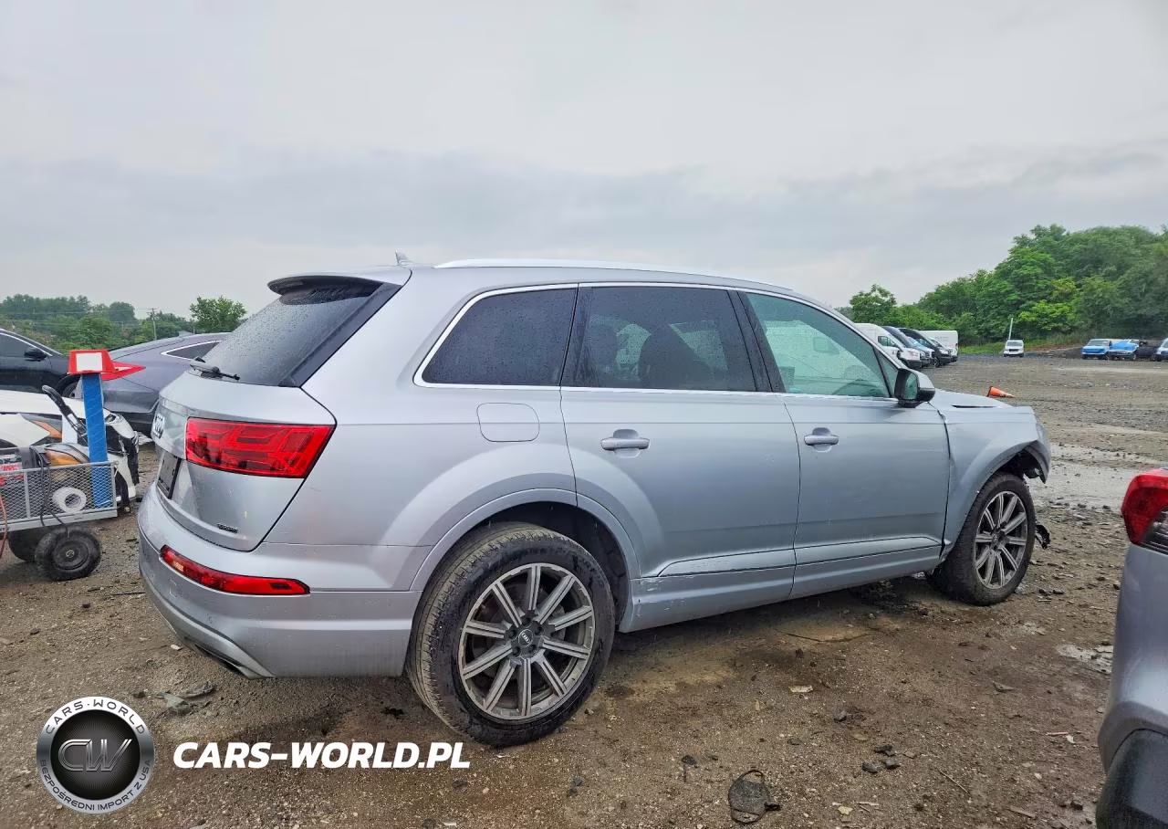 2019 Audi Q7 Premium Plus VIN:WA1LAAF77KD035046 - 3