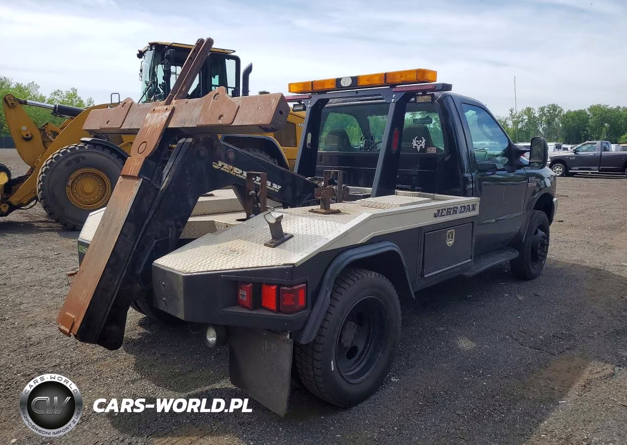 2004 Ford F450 Super Duty VIN:1FDXF46P34EC32797 - 3