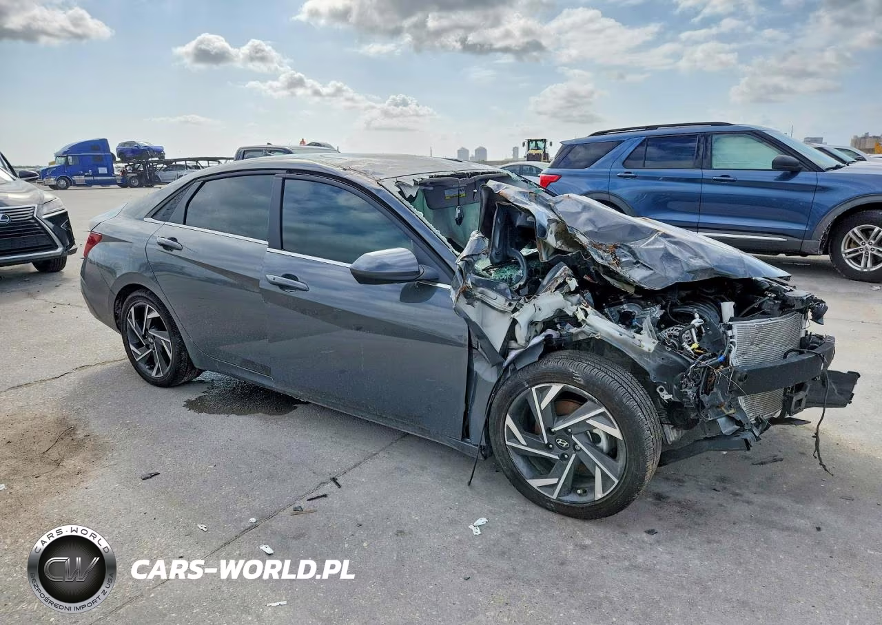 2025 Hyundai Elantra Sel VIN:KMHLS4DG9SU975626 - 4