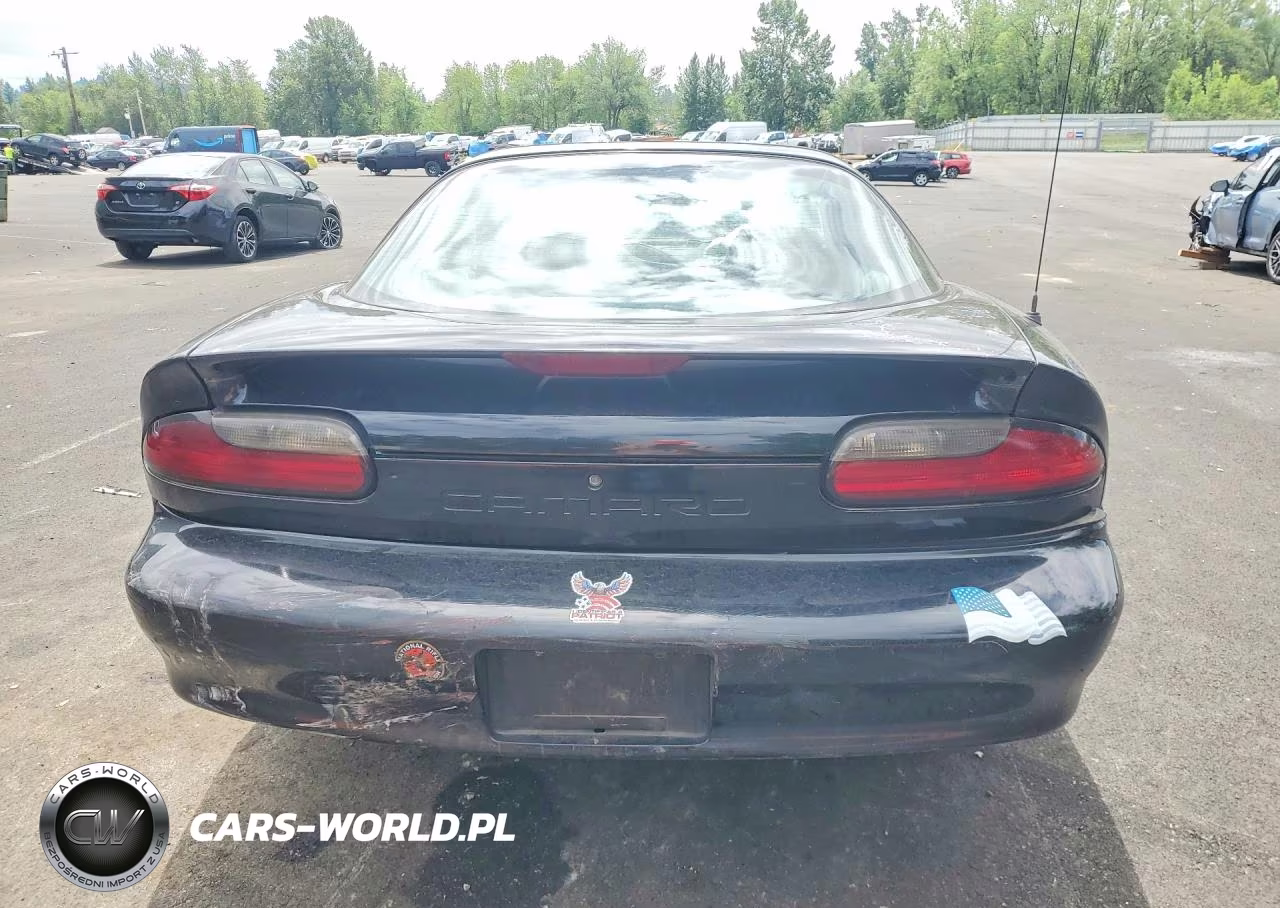 1996 Chevrolet Camaro Base VIN:2G1FP22K4T2124476 - 6