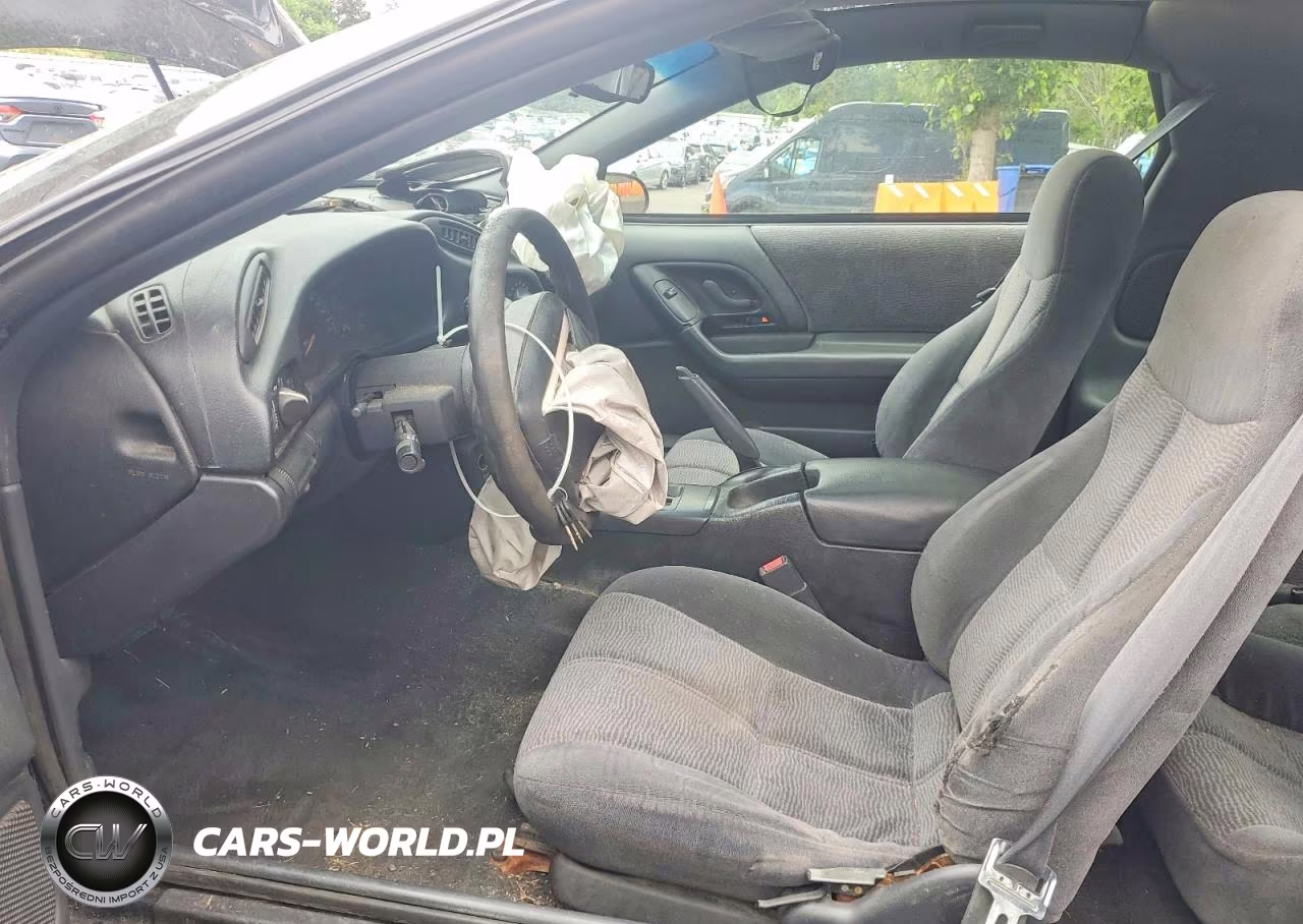 1996 Chevrolet Camaro Base VIN:2G1FP22K4T2124476 - 7